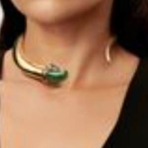 Claw Necklace in Yellow Gold with Green Jade, Large